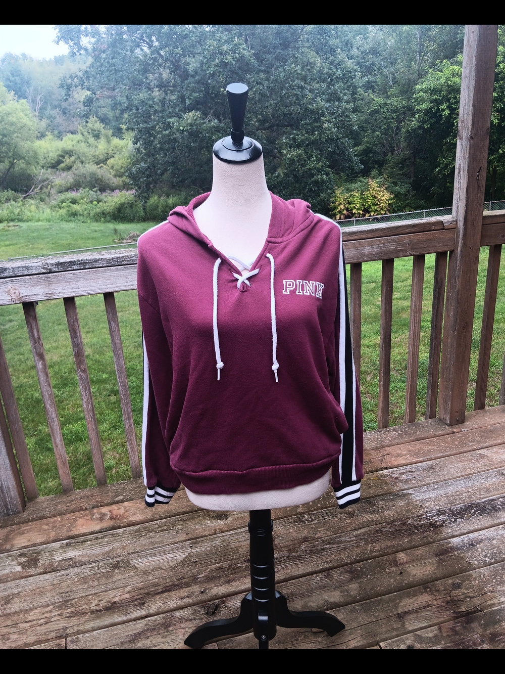 PINK Victoria's Secret Burgundy Lace Up Varsity Striped Hoodie Size SP - Picture 2 of 5